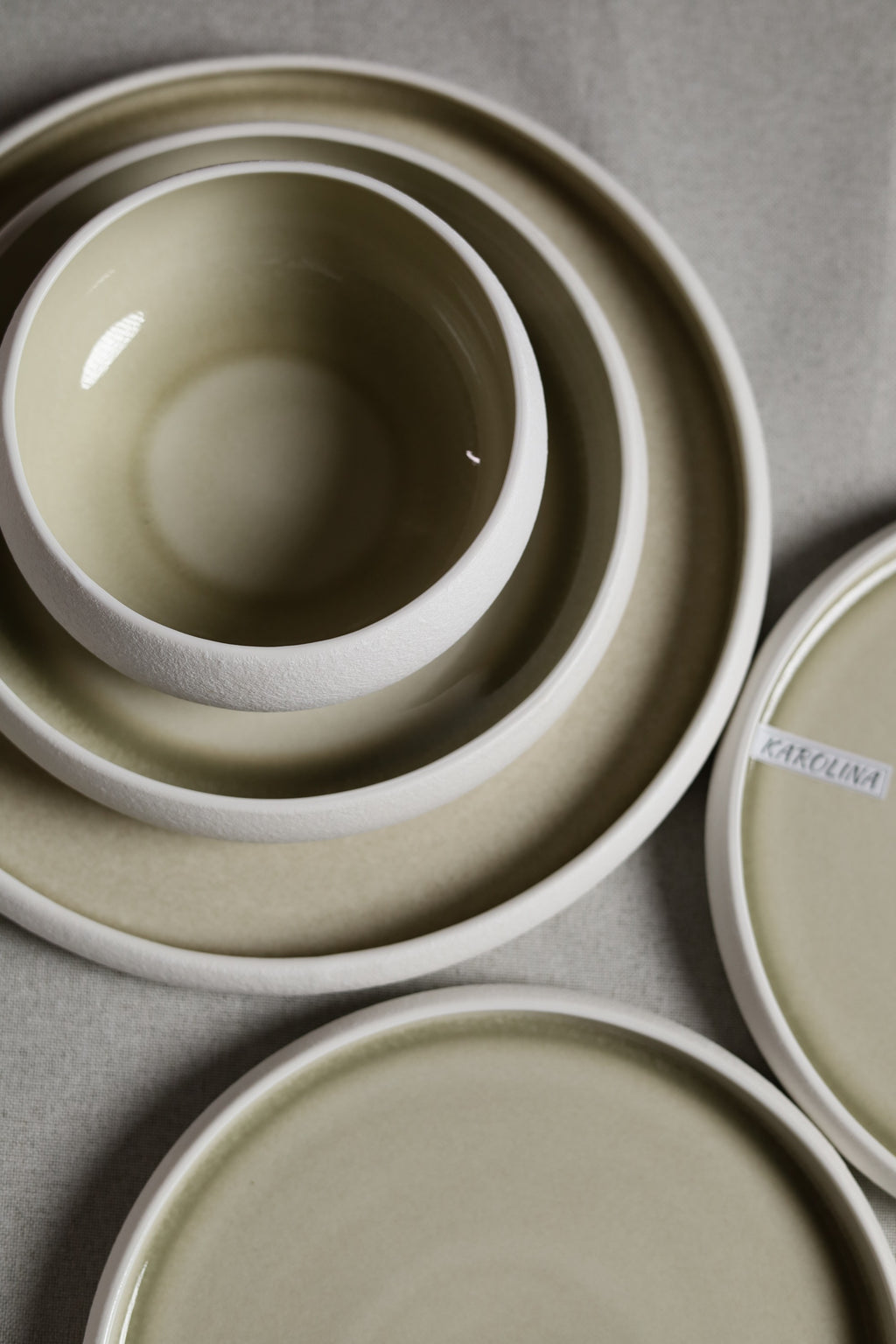 Karolina 30-Piece Dinner Set Olive Stone