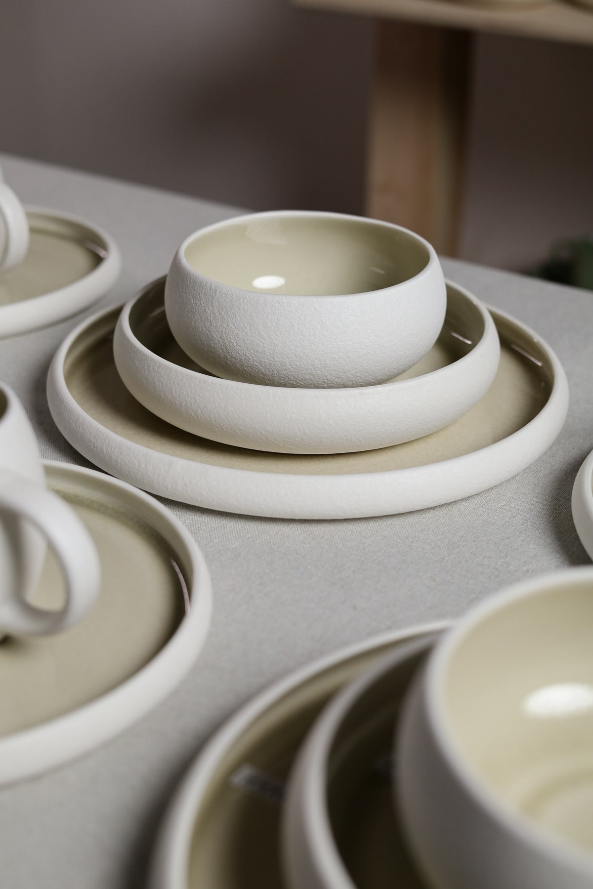 Karolina 30-Piece Dinner Set Olive Stone