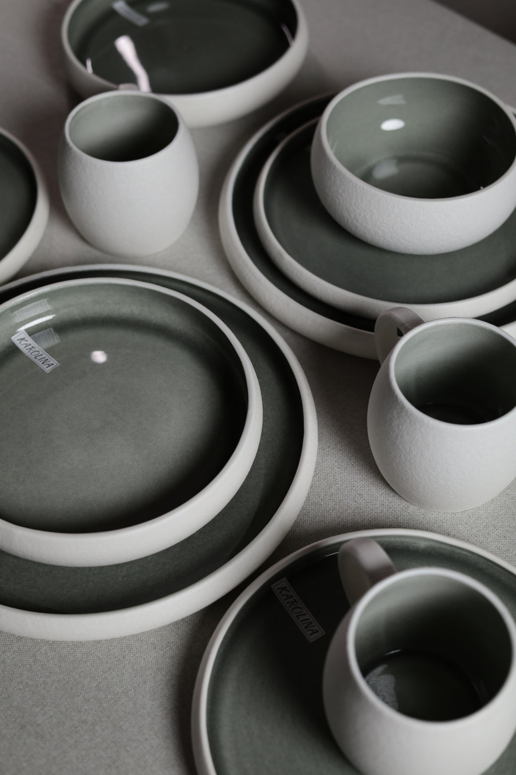 Karolina 30-Piece Dinner Set Dark Green Stone