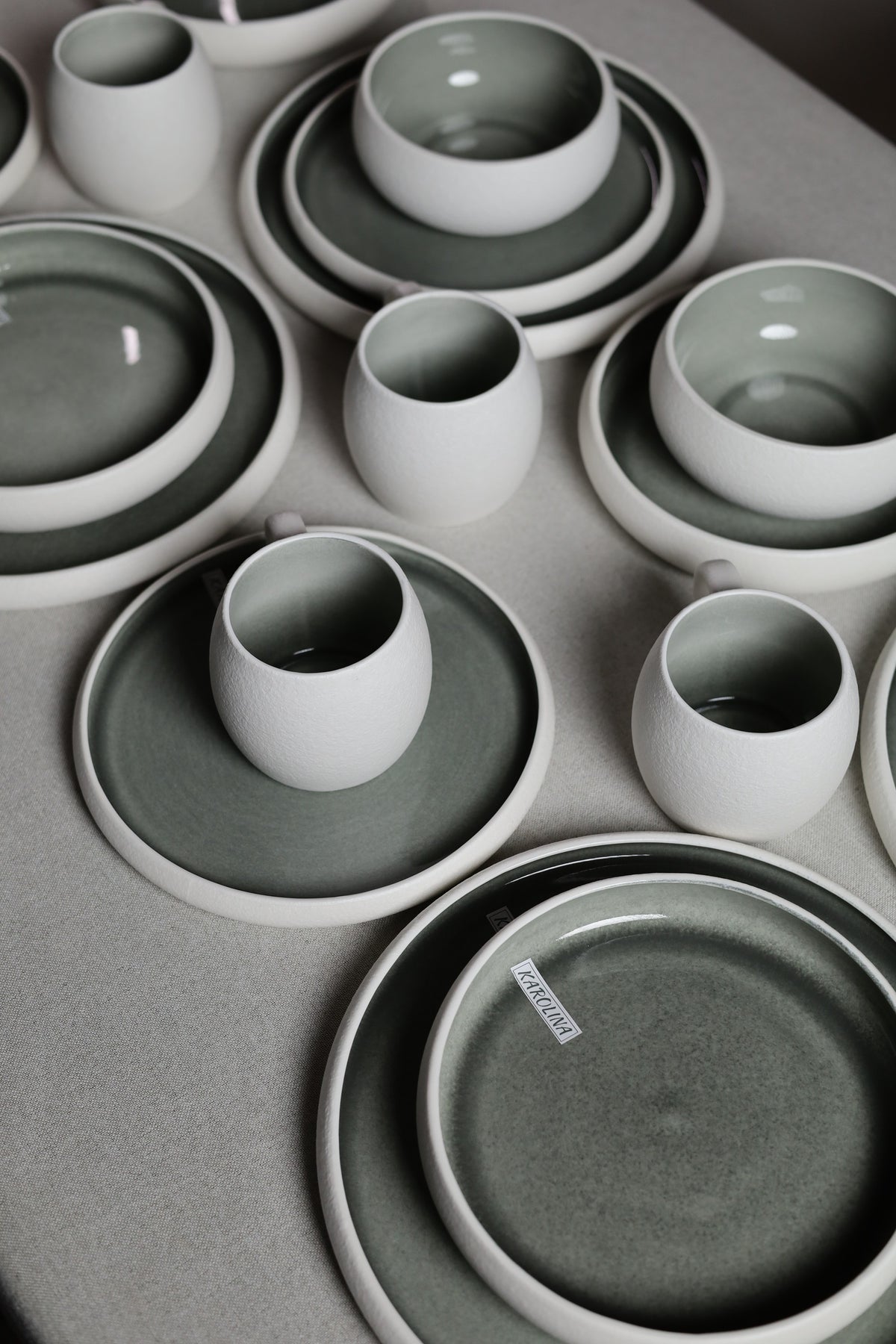 Karolina 30-Piece Dinner Set Dark Green Stone