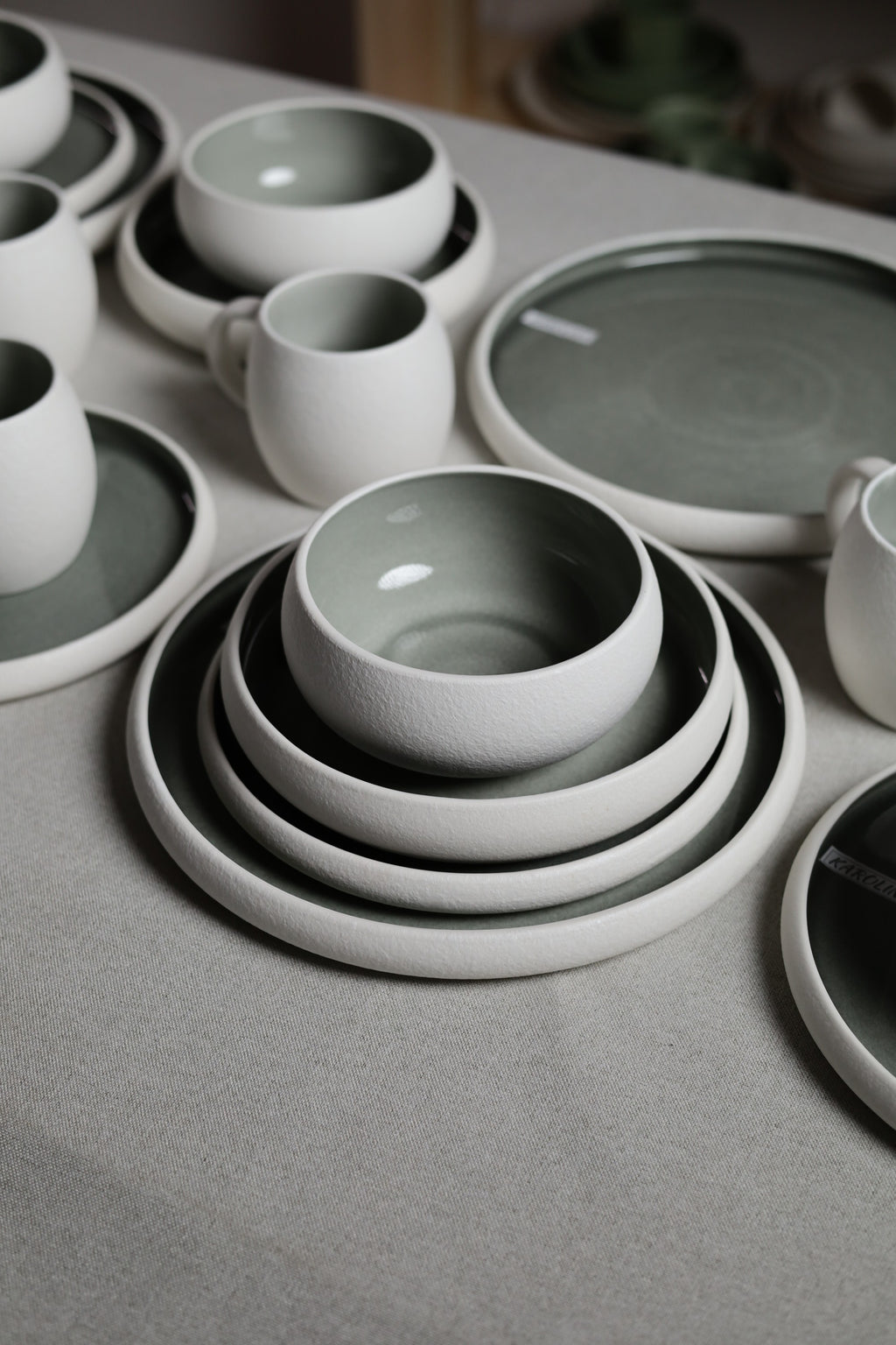 Karolina 30-Piece Dinner Set Dark Green Stone