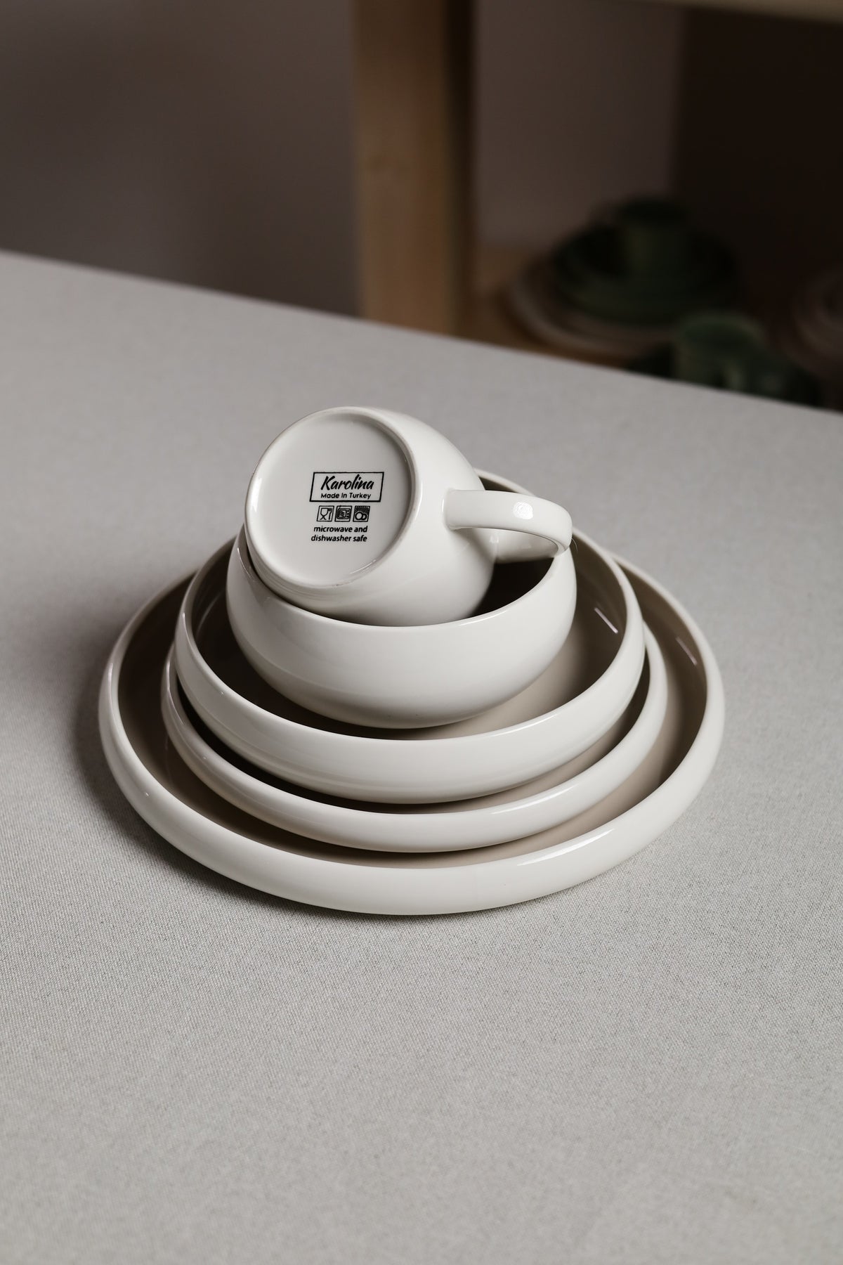 Karolina 30-Piece Dinner Set Beige Glossy