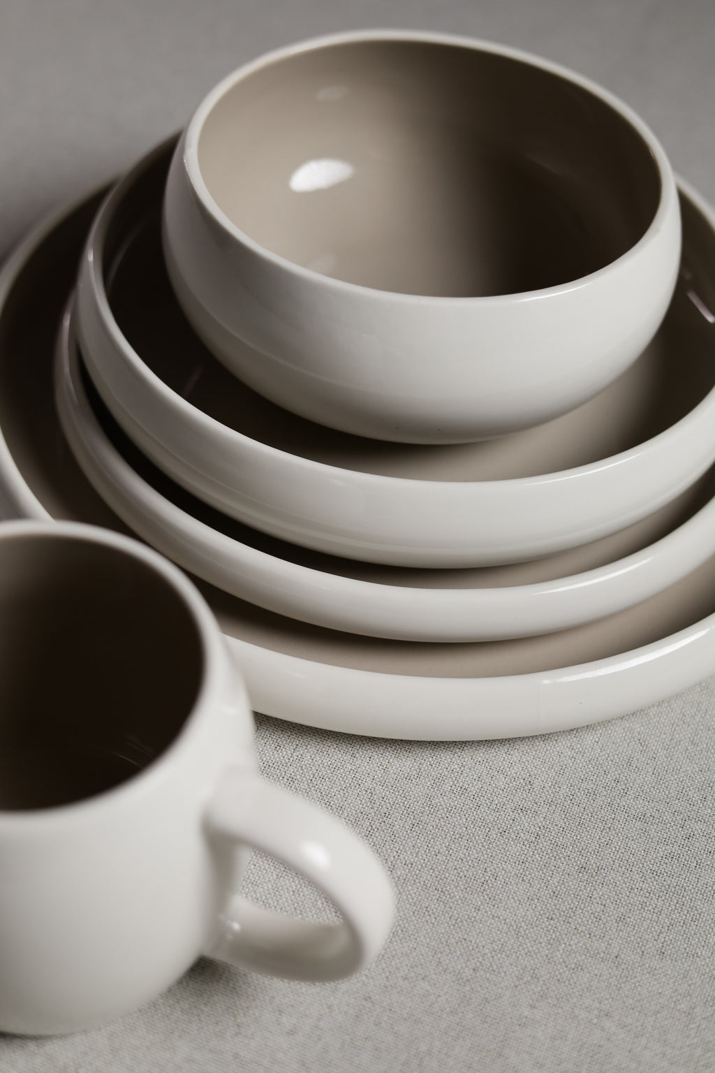 Karolina 30-Piece Dinner Set Beige Glossy