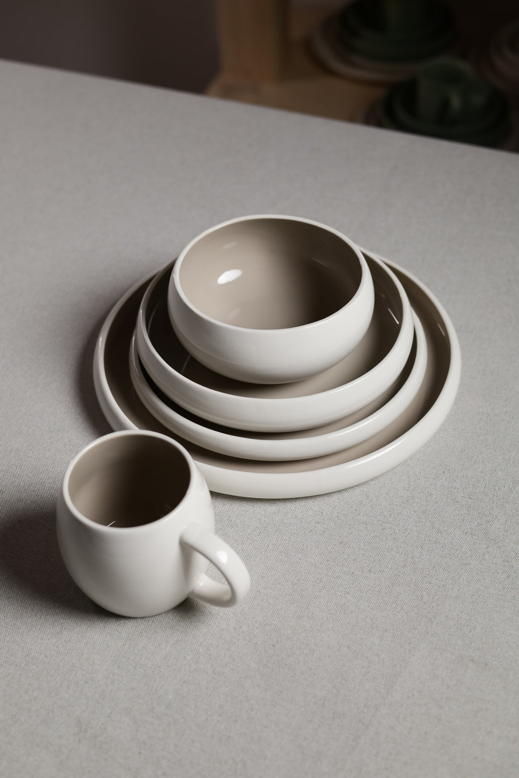 Karolina 30-Piece Dinner Set Beige Glossy