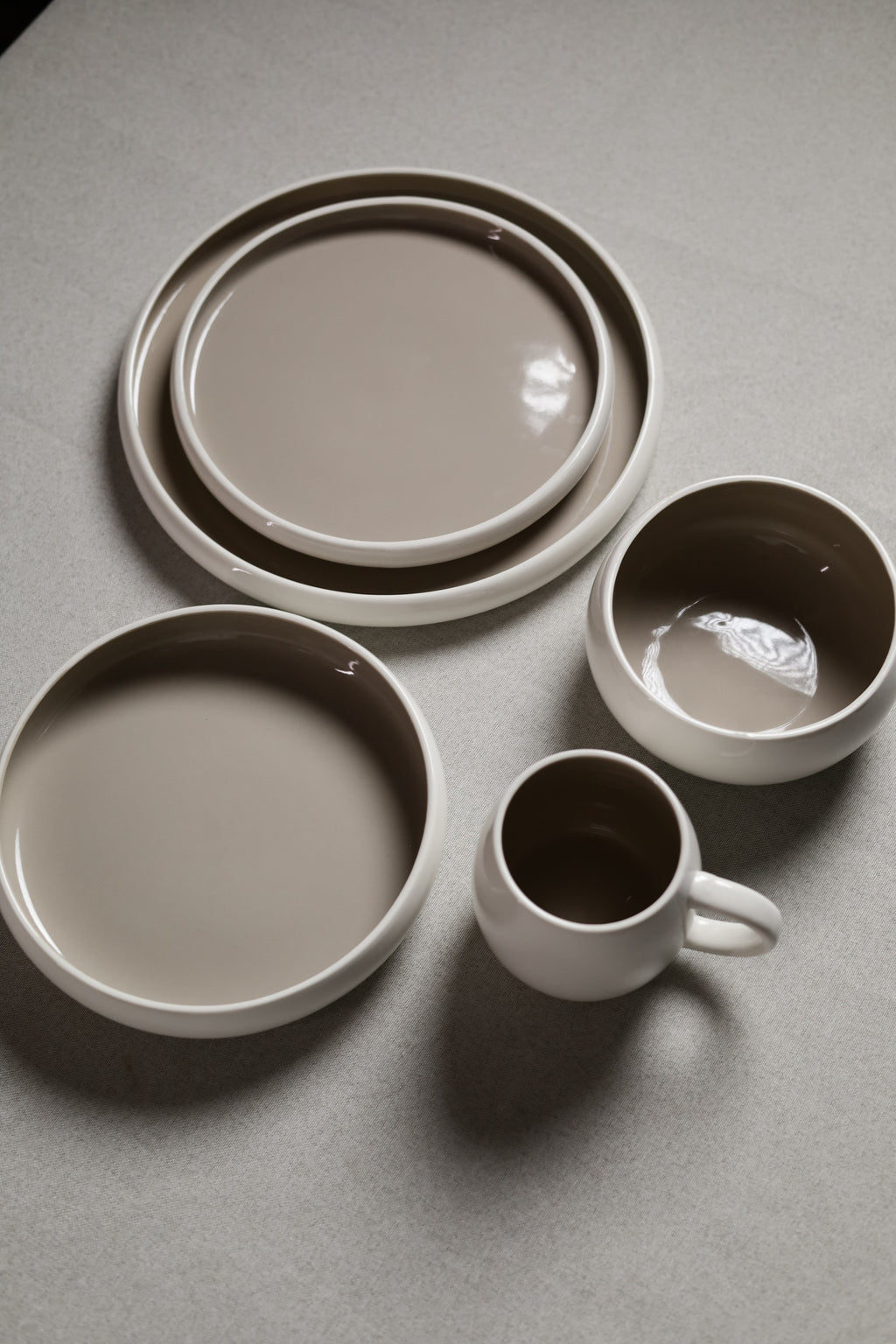 Karolina 30-Piece Dinner Set Beige Glossy