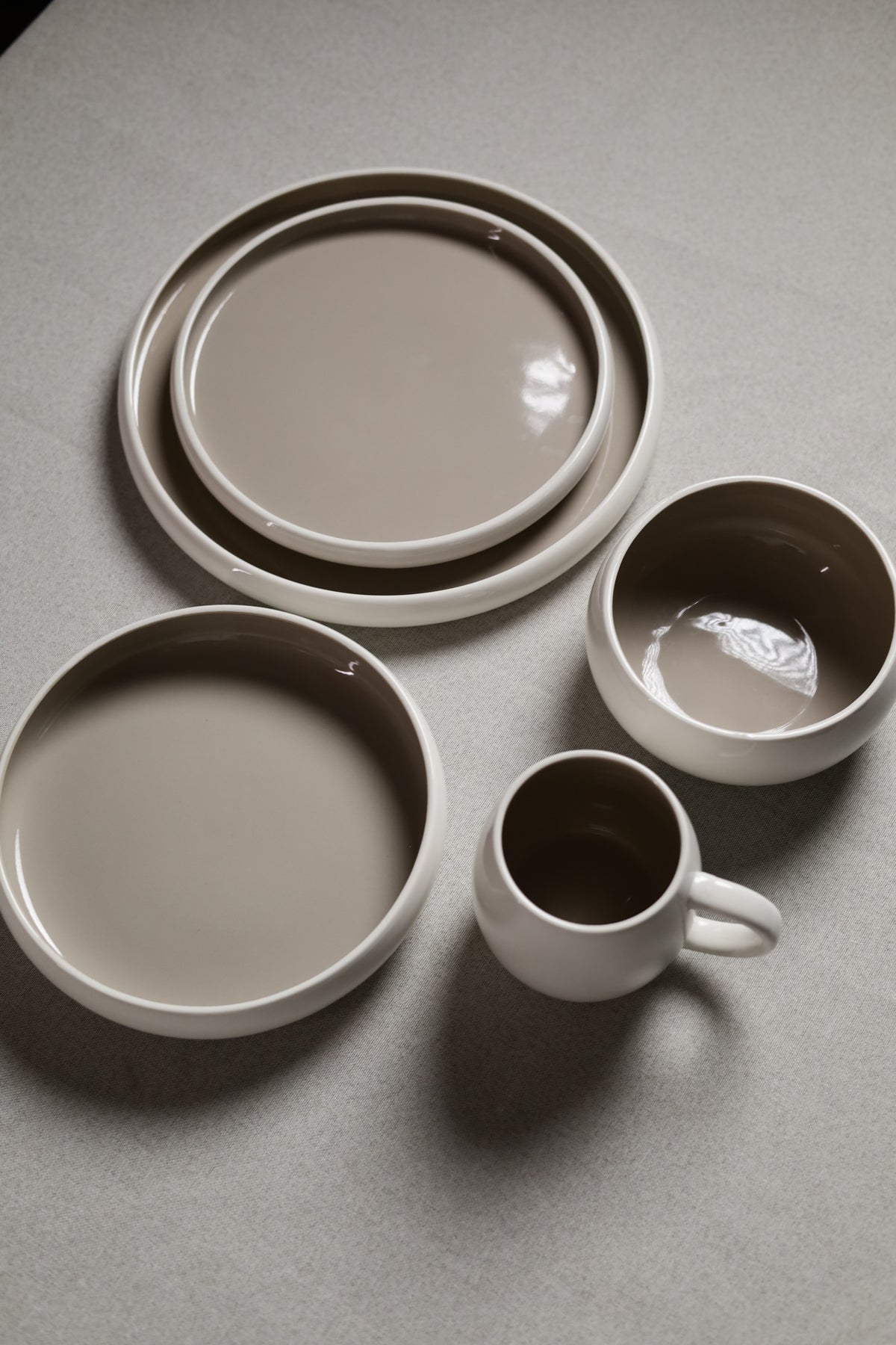Karolina 30-Piece Dinner Set Beige Glossy