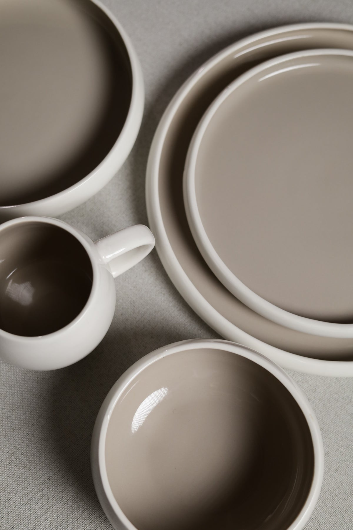 Karolina 30-Piece Dinner Set Beige Glossy