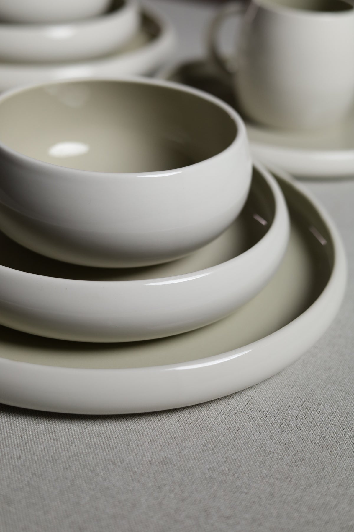 Karolina 30-Piece Dinner Set Ivory Glossy