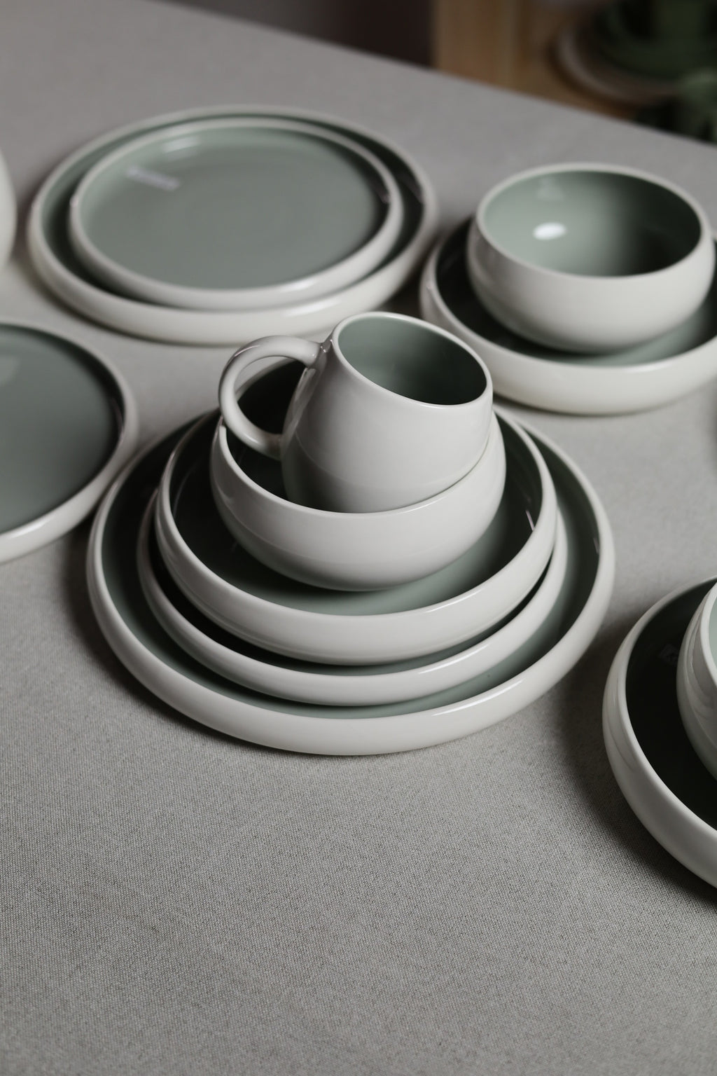 Karolina 30-Piece Dinner Set Sage Glossy
