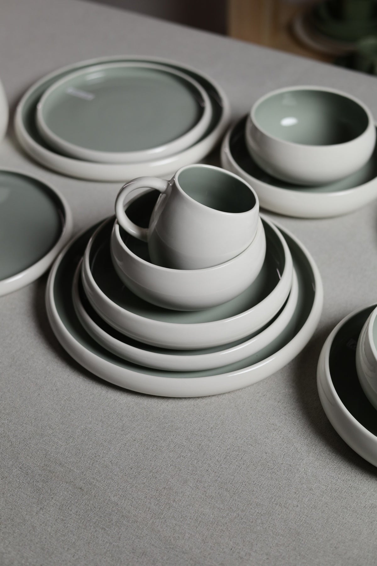 Karolina 30-Piece Dinner Set Sage Glossy