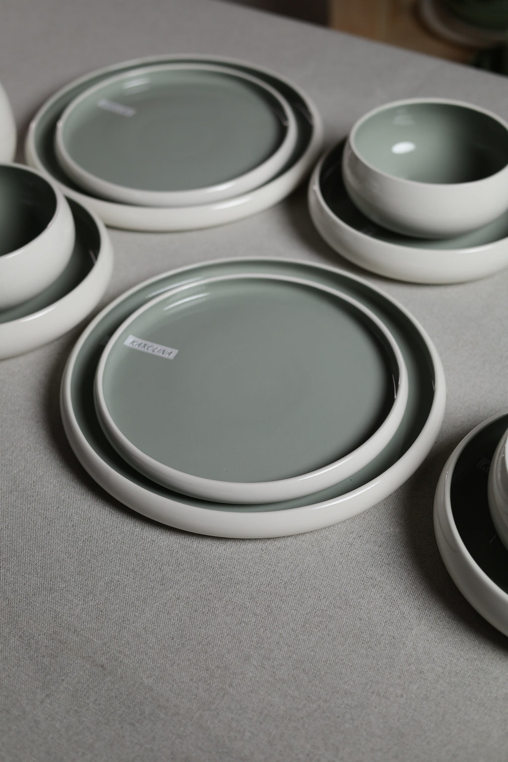 Karolina 30-Piece Dinner Set Sage Glossy