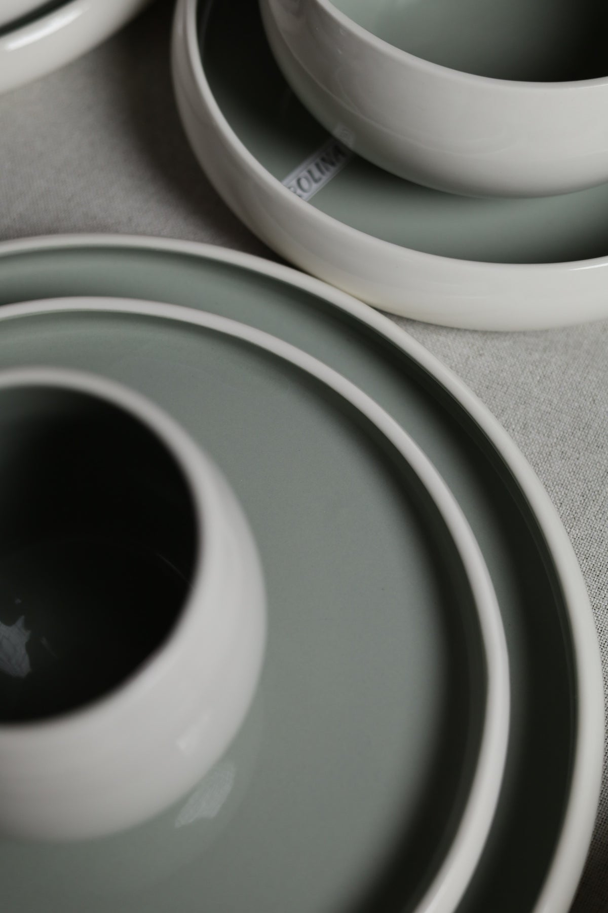 Karolina 30-Piece Dinner Set Sage Glossy