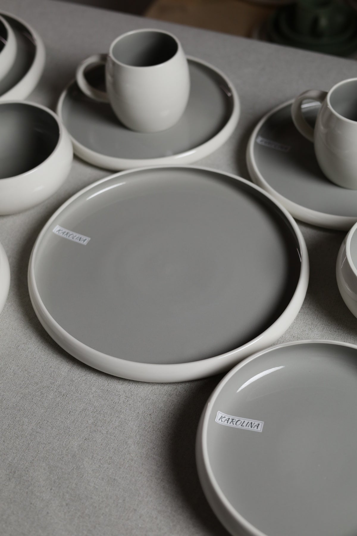 Karolina 30-Piece Dinner Set Grey Glossy