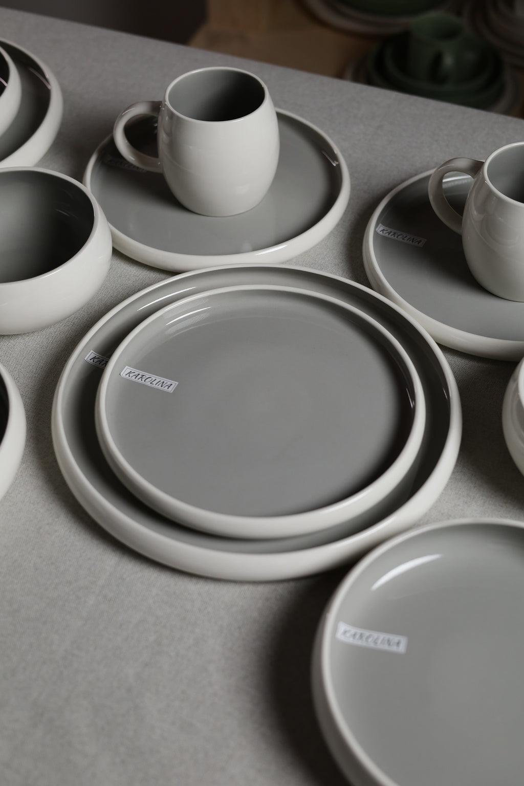 Karolina 30-Piece Dinner Set Grey Glossy