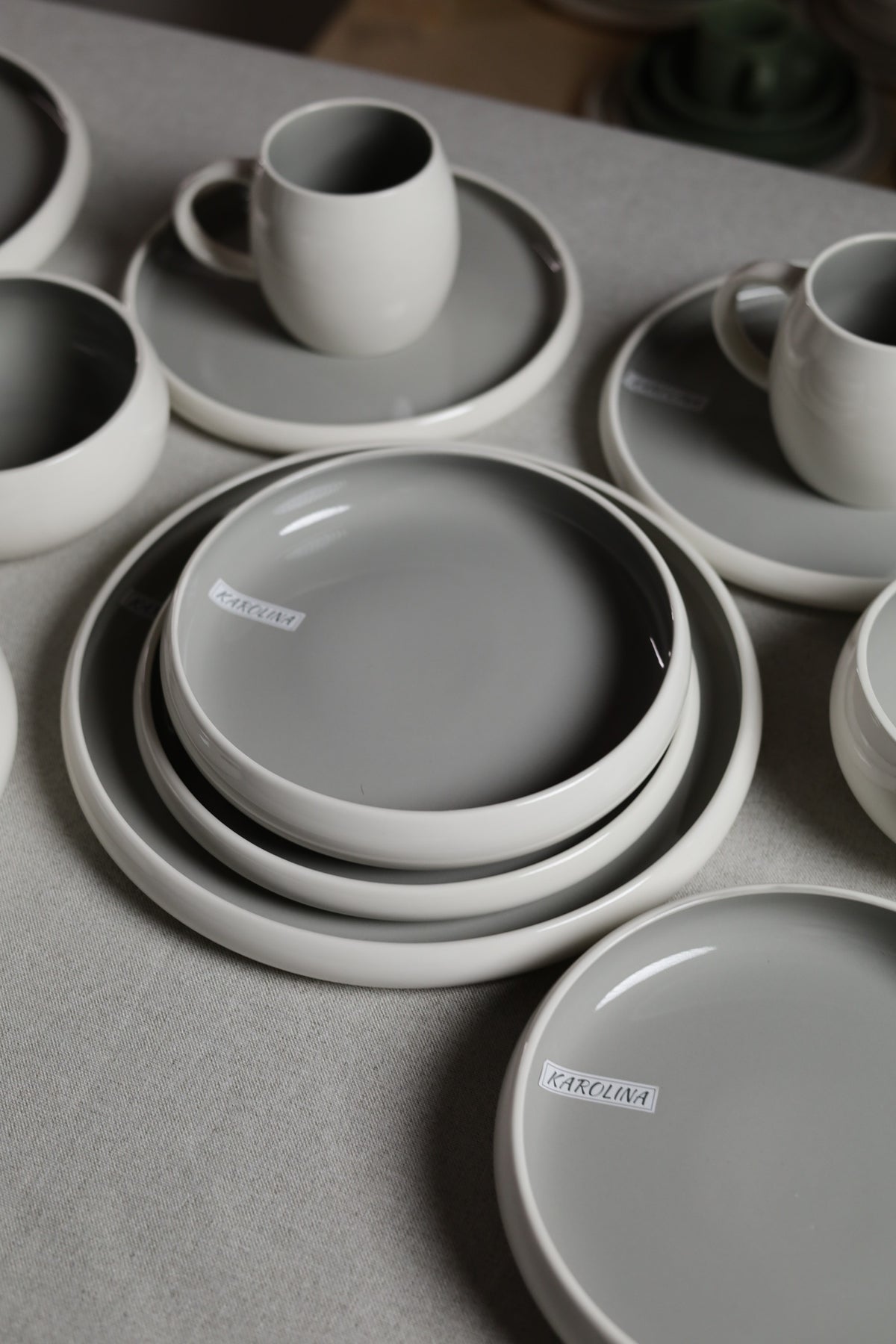 Karolina 30-Piece Dinner Set Grey Glossy