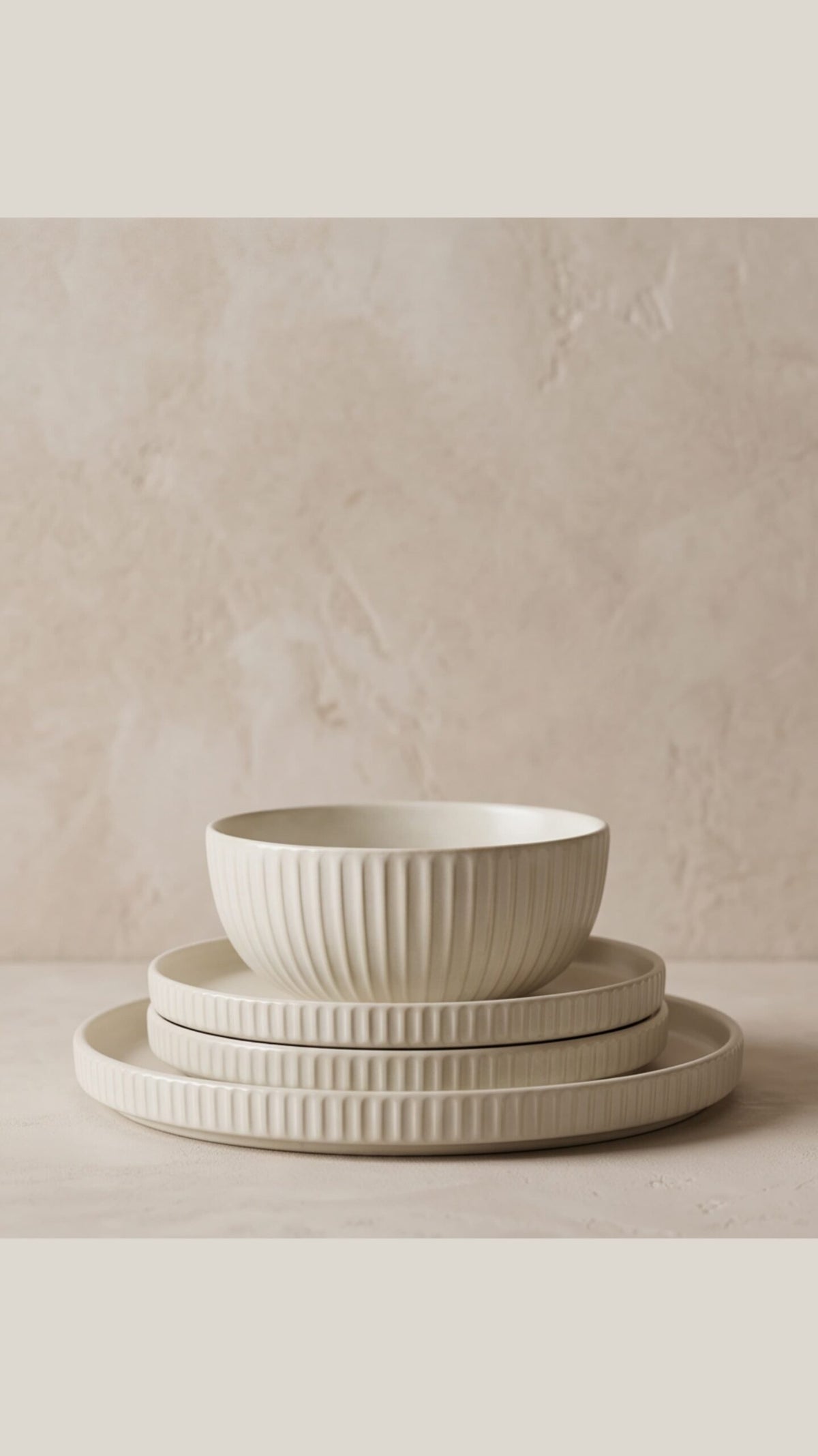 Karolina 14-Piece Dinner Set (Ribbed)