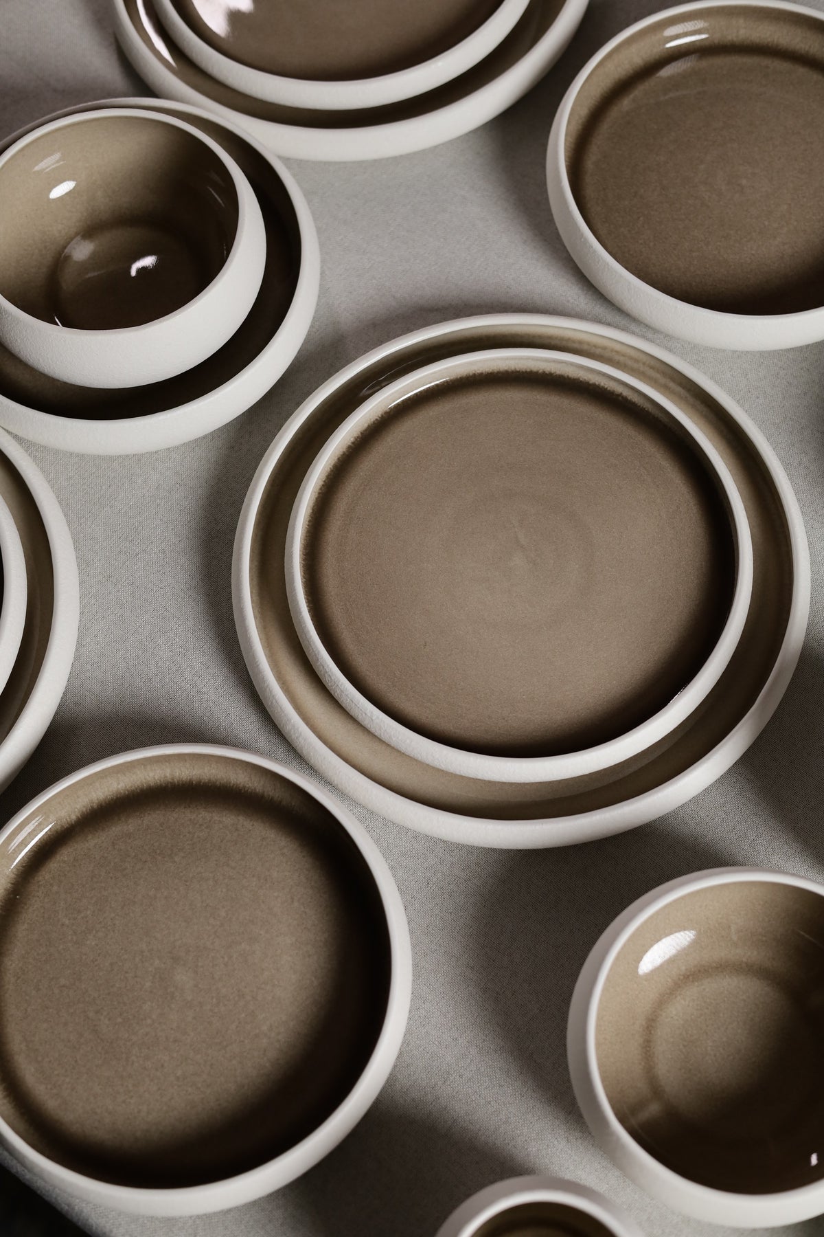 Karolina 30-Piece Dinner Set Taupe Stone