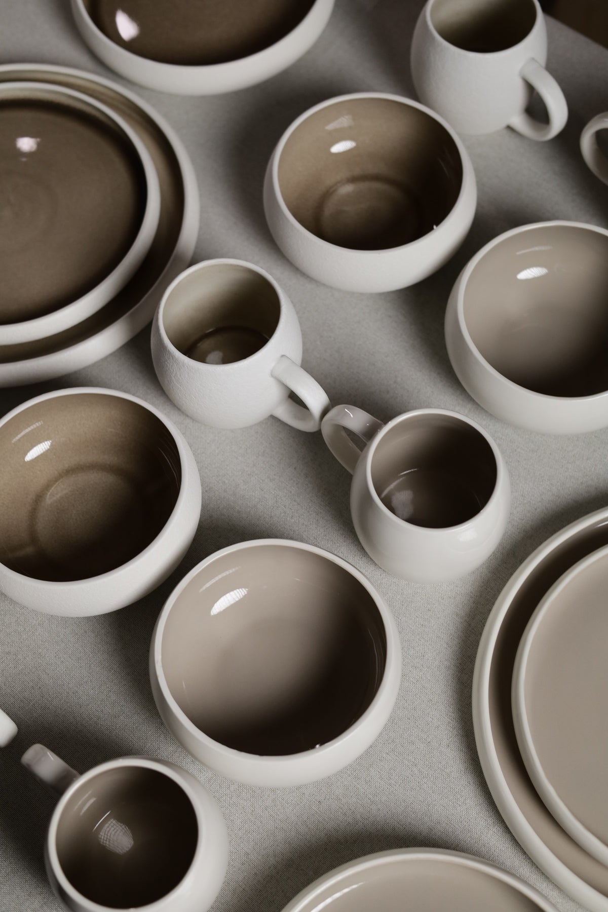 Karolina 30-Piece Dinner Set Taupe Stone