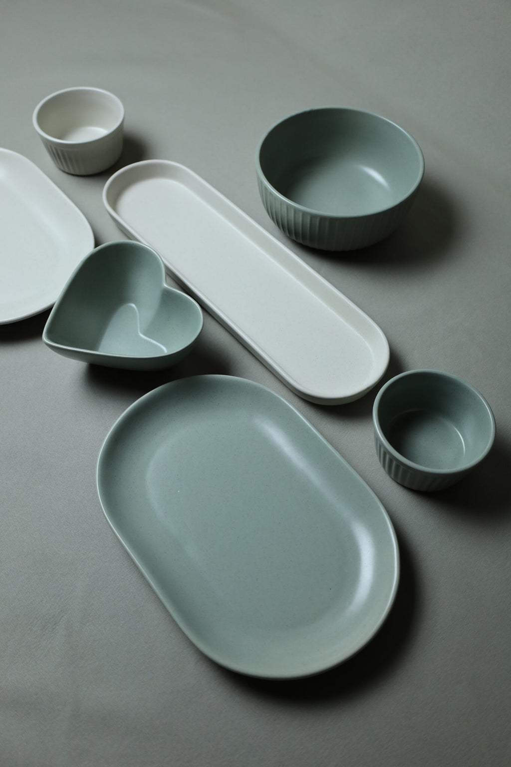 Karolina 30-Piece Dinner Set (Ribbed)