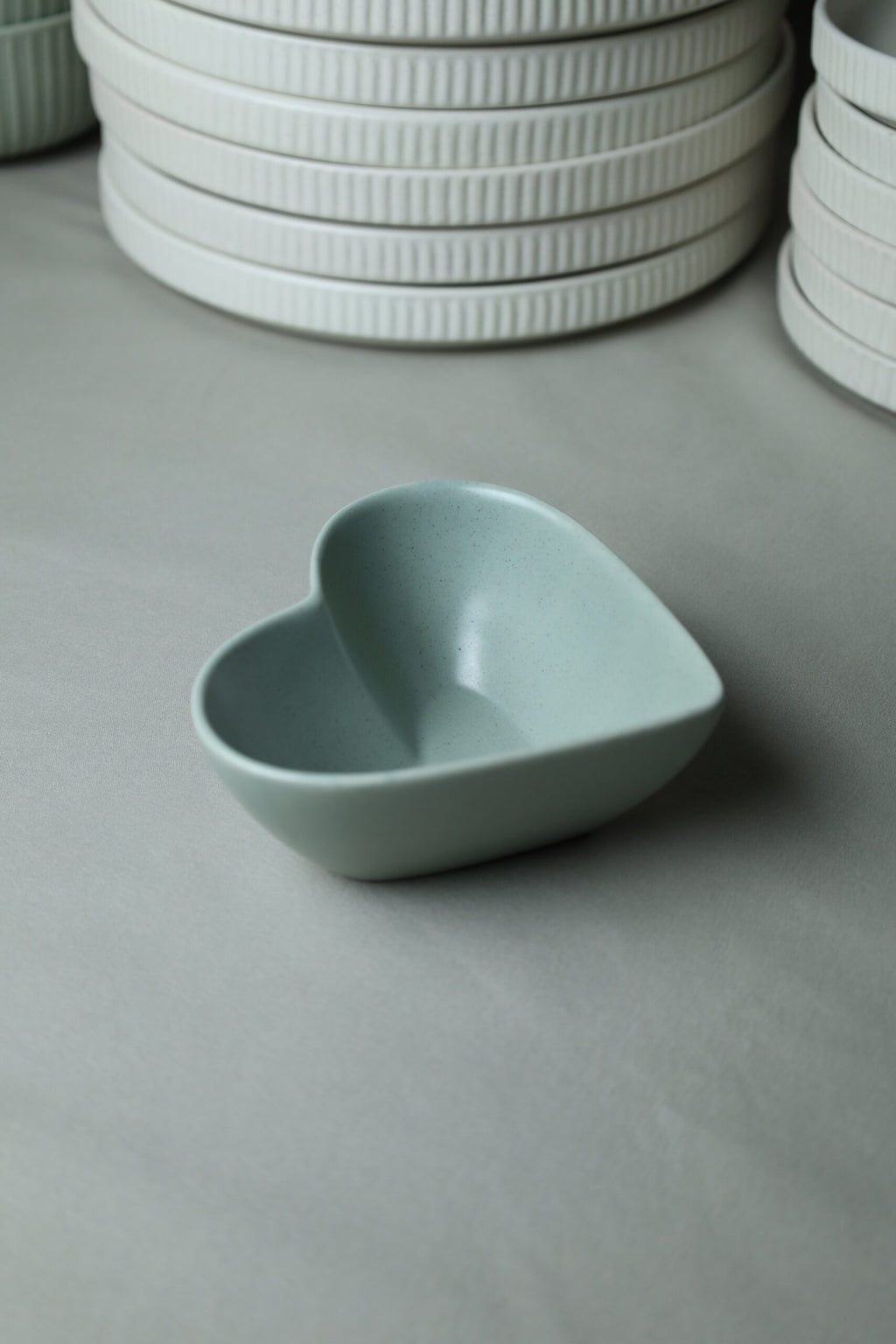 Karolina 30-Piece Dinner Set (Ribbed)