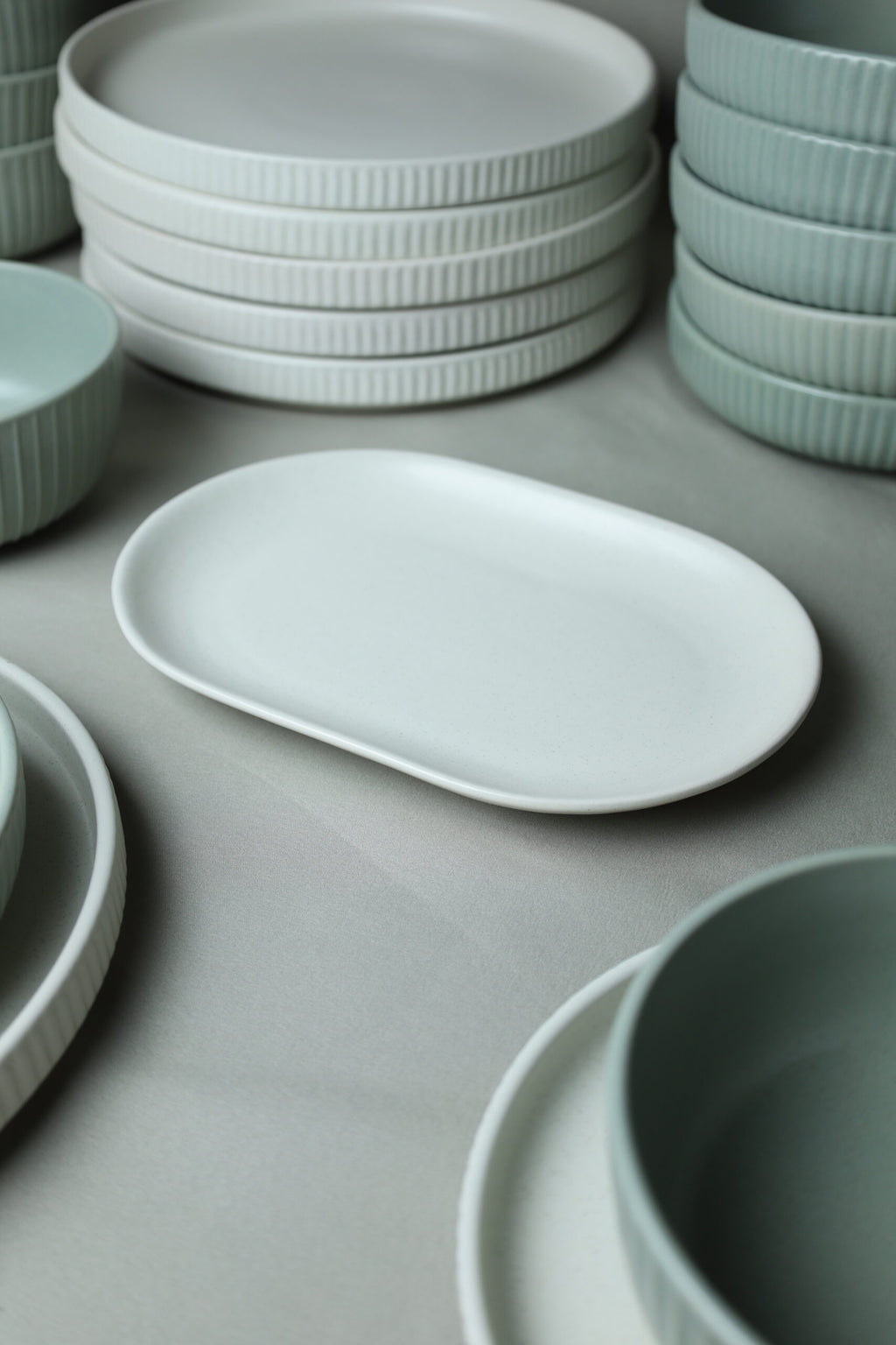 Karolina 30-Piece Dinner Set (Ribbed)