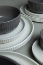 Karolina 30-Piece Dinner Set (Ribbed)