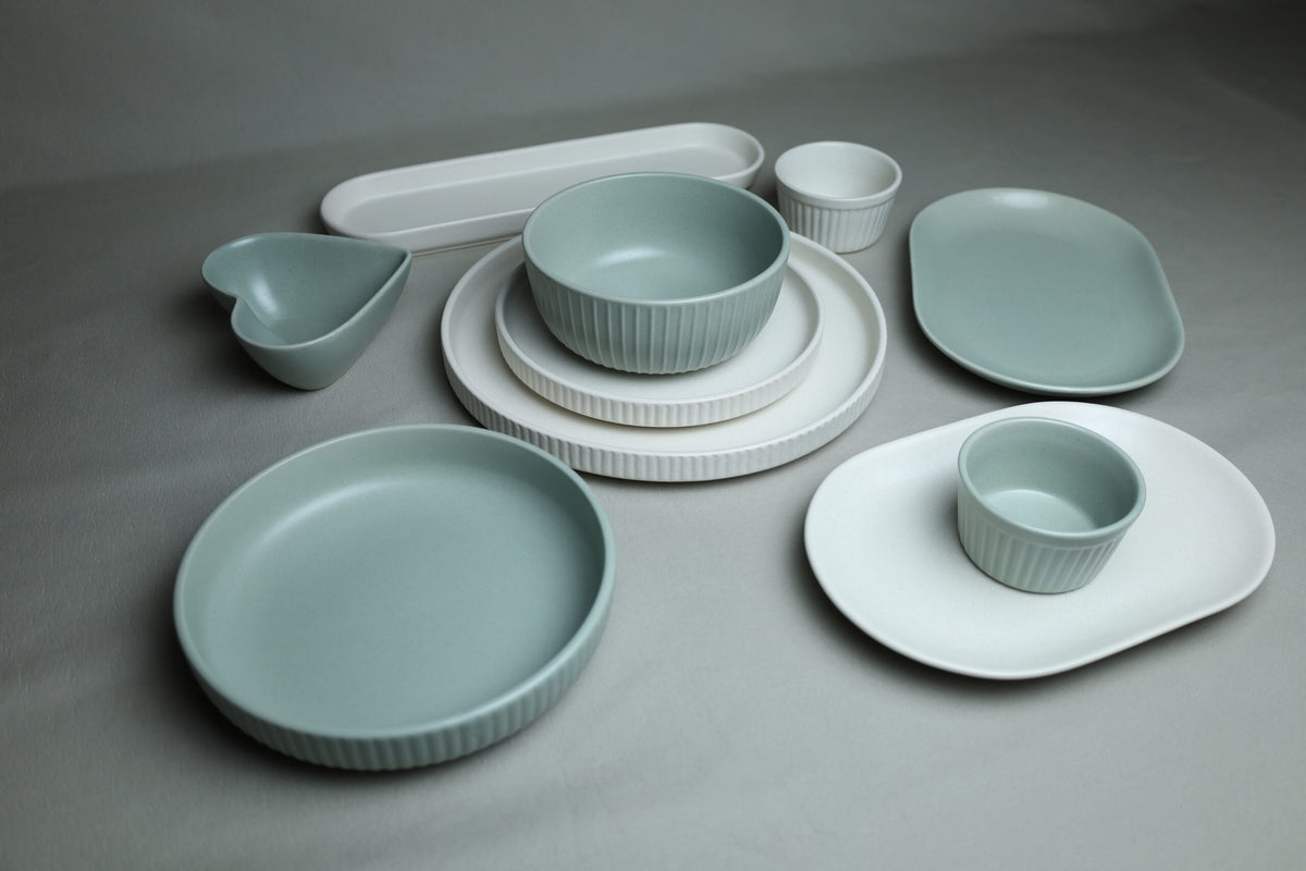 Karolina 30-Piece Dinner Set (Ribbed)