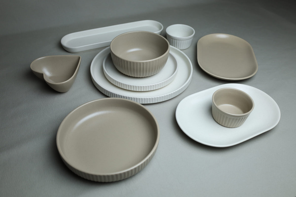 Karolina 30-Piece Dinner Set (Ribbed)