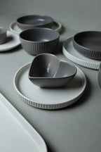 Karolina 30-Piece Dinner Set (Ribbed)