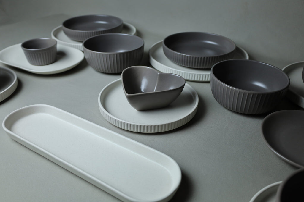 Karolina 30-Piece Dinner Set (Ribbed)