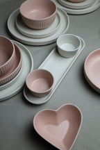 Karolina 30-Piece Dinner Set (Ribbed)