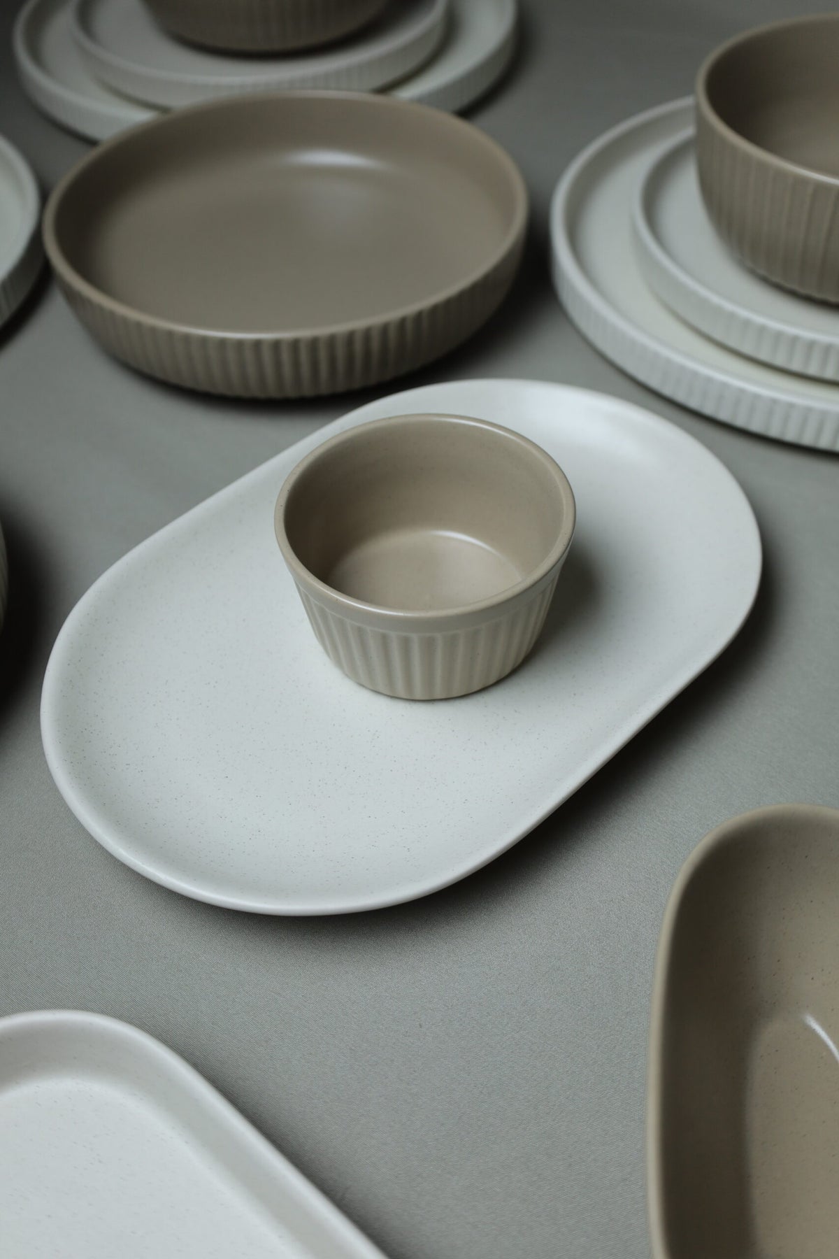 Karolina 30-Piece Dinner Set (Ribbed)