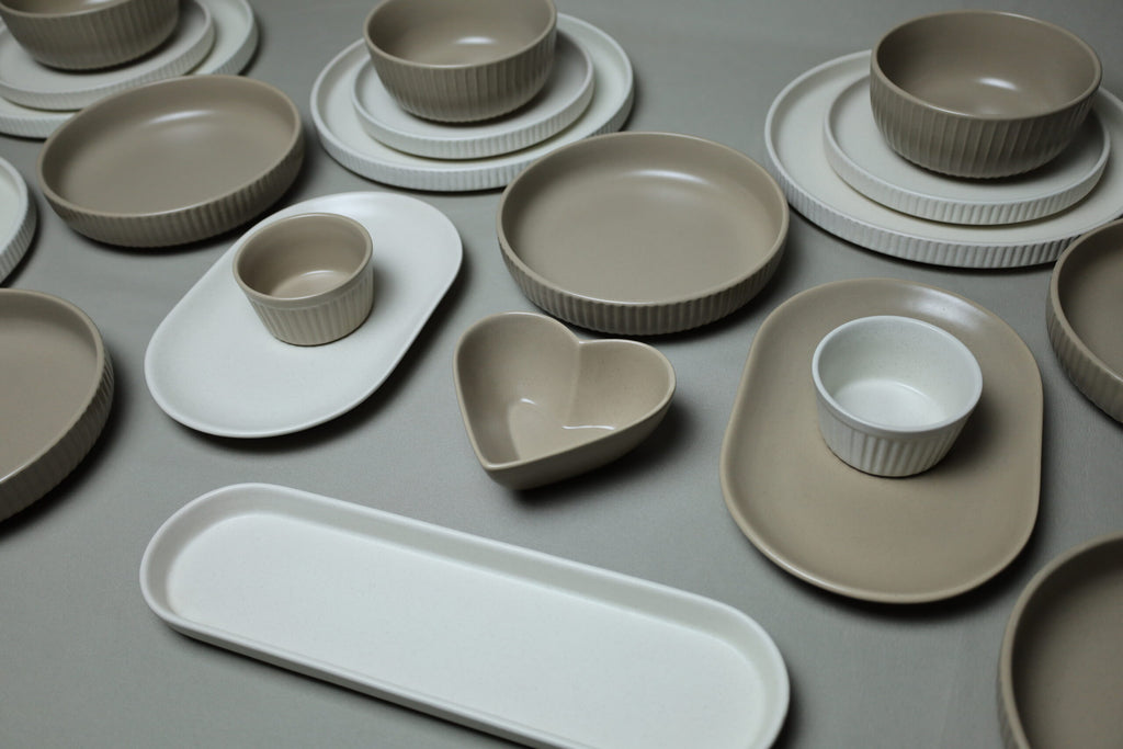 Karolina 30-Piece Dinner Set (Ribbed)