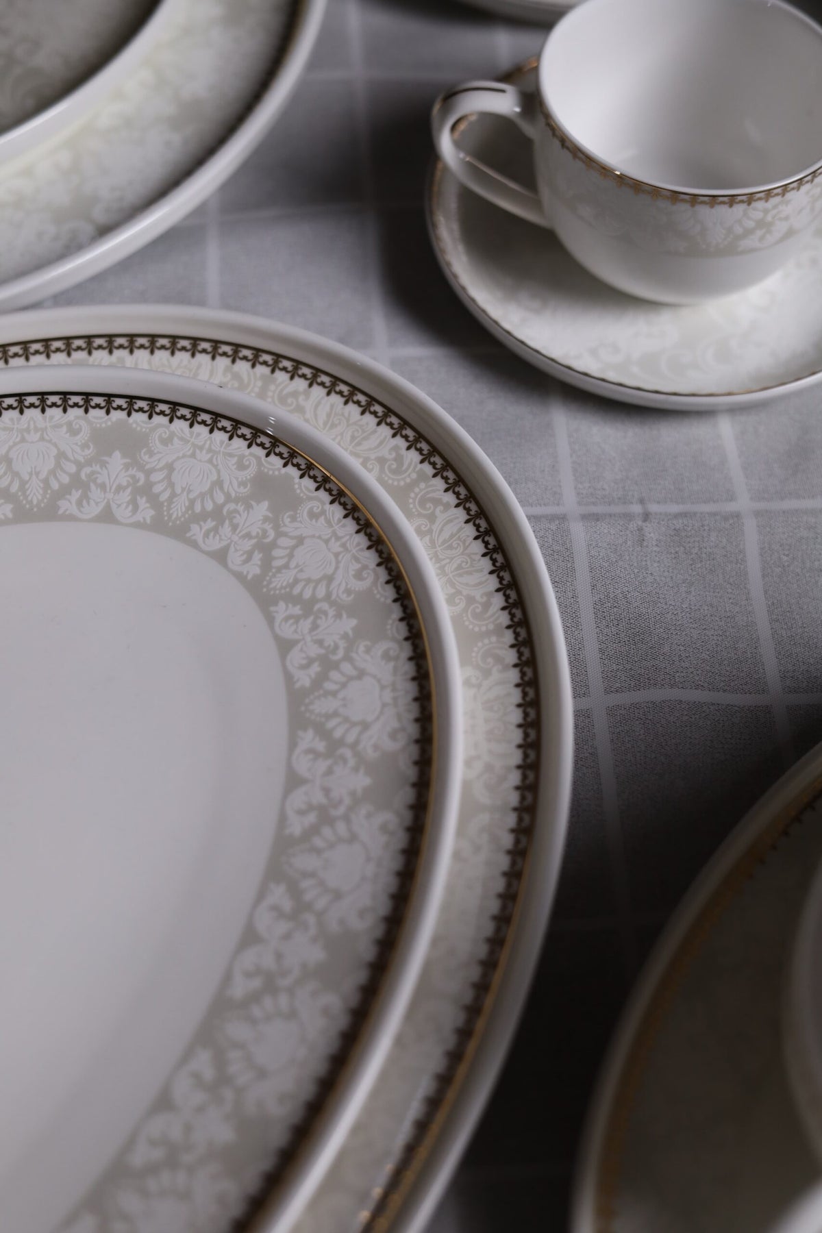 Dinner Set - 113 Pcs Modern