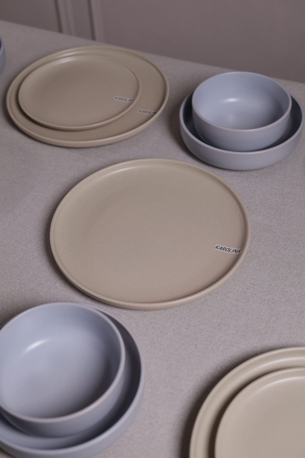 Karolina 30-Piece Dinner Set Matte