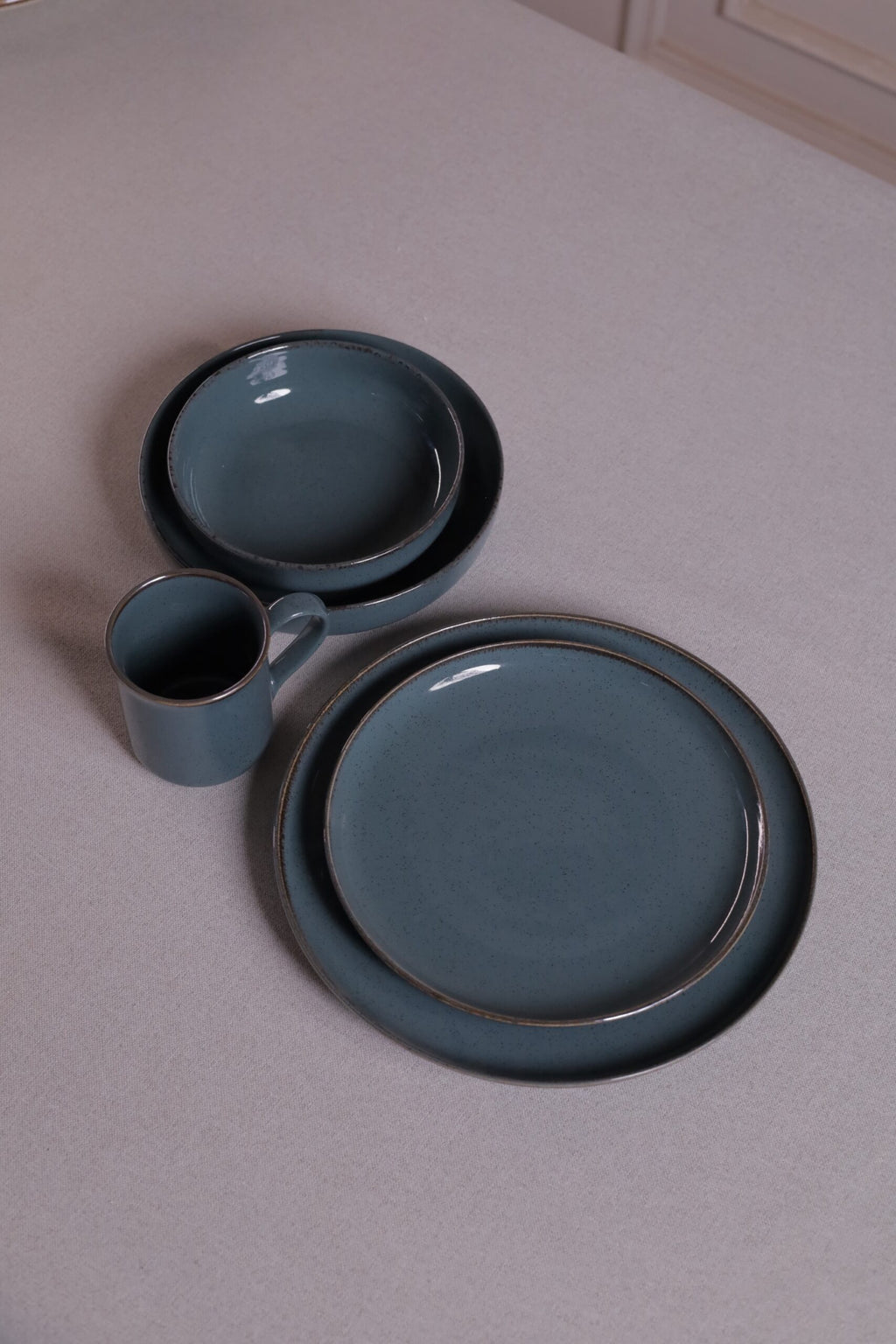 karolina 30-Piece Dinner Set