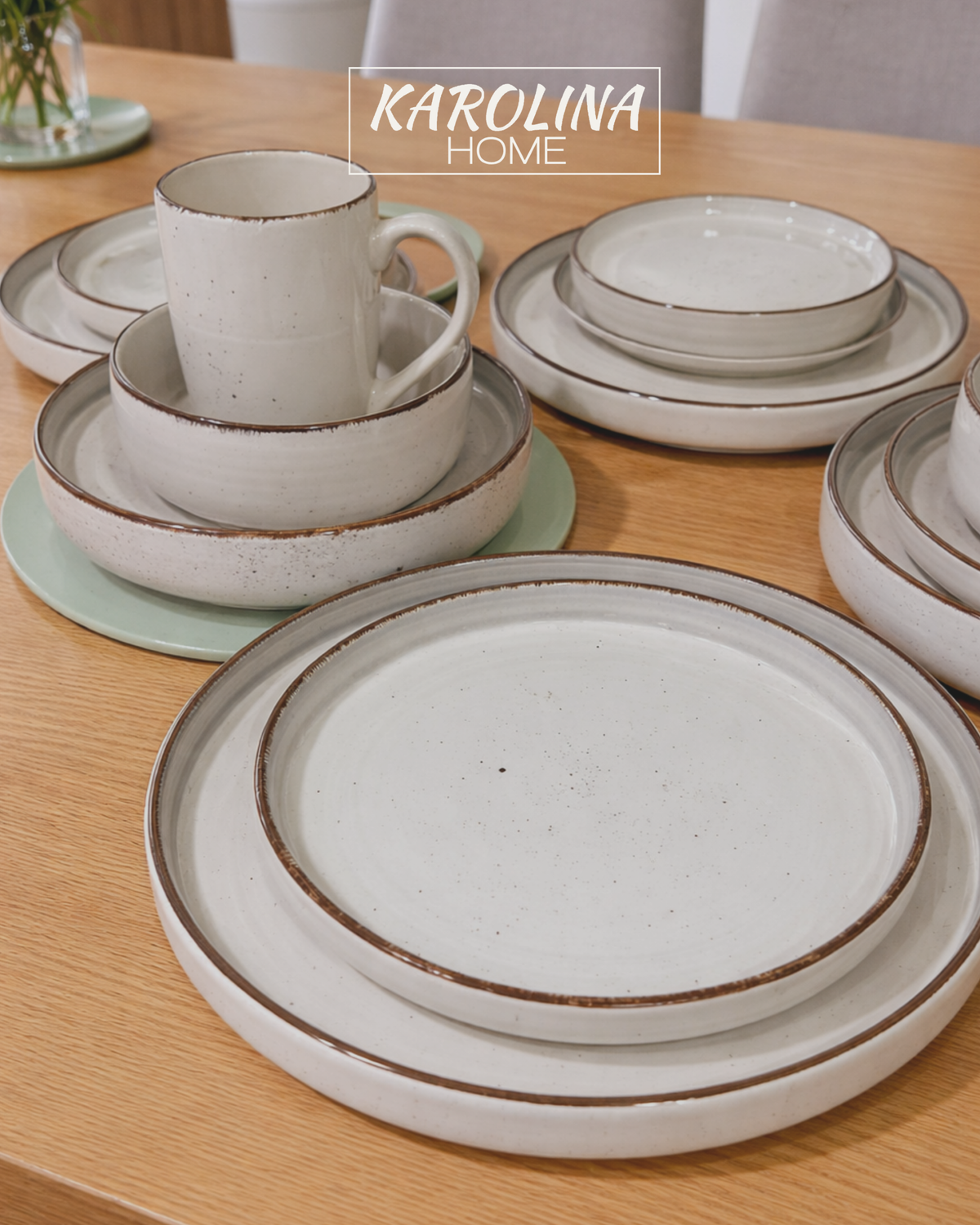 Karolina 30-Piece Dinner Set