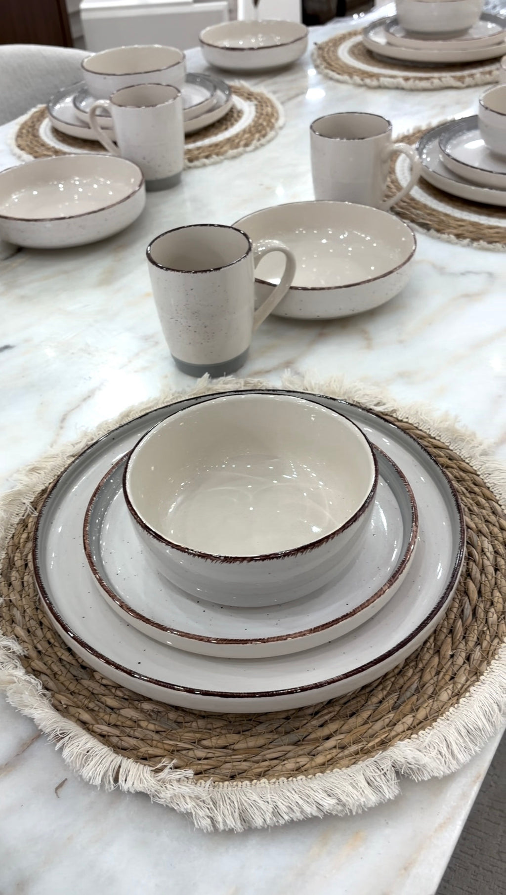 Karolina 30-Piece Dinner Set