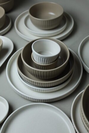 Karolina 30-Piece Dinner Set (Ribbed)