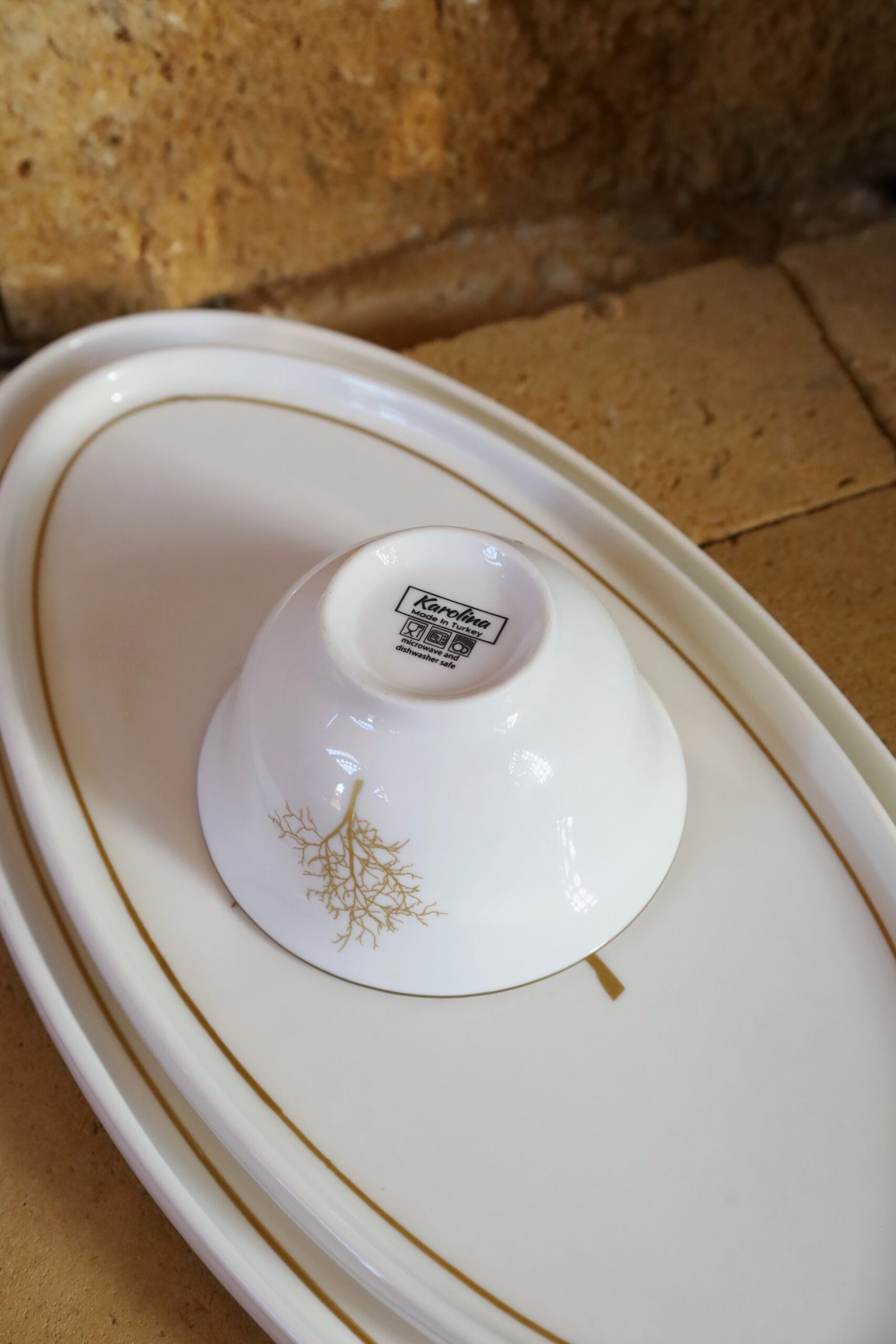 Karolina Flowers 30-Piece Dinner Set - Image 5