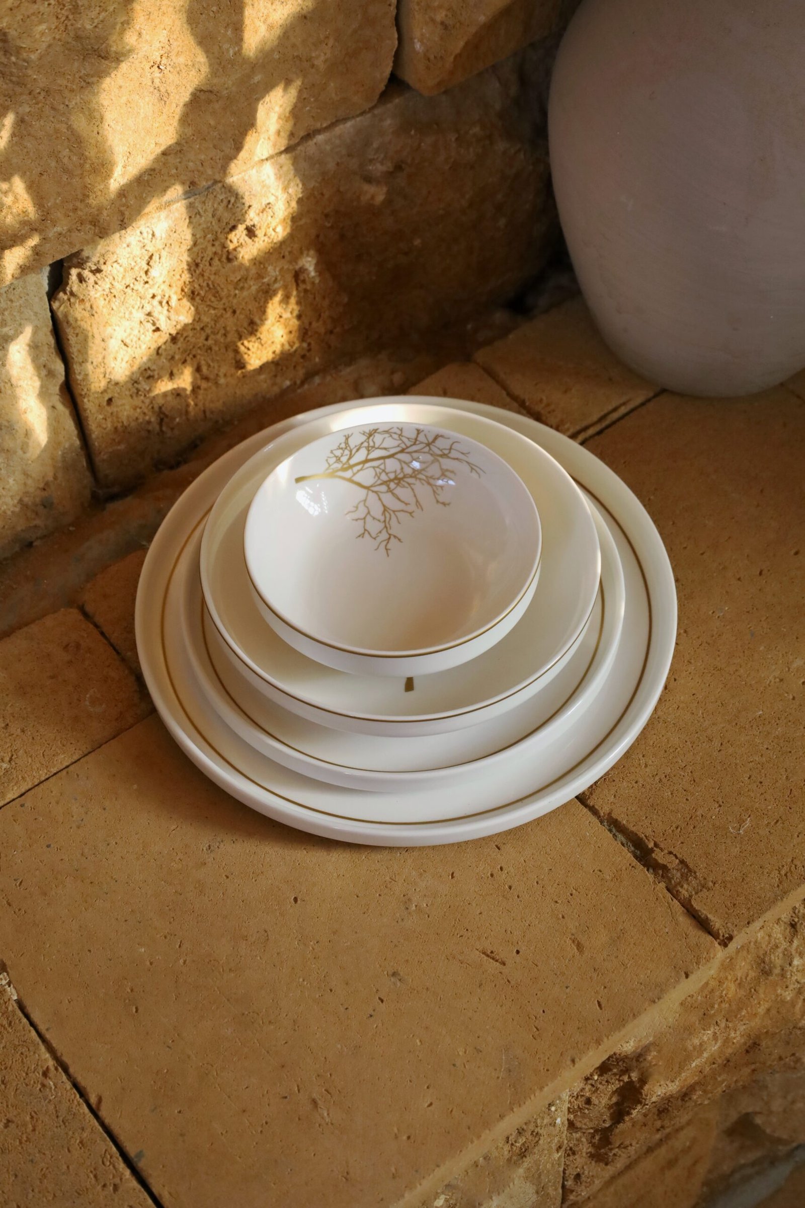 Karolina Flowers 30-Piece Dinner Set - Image 4