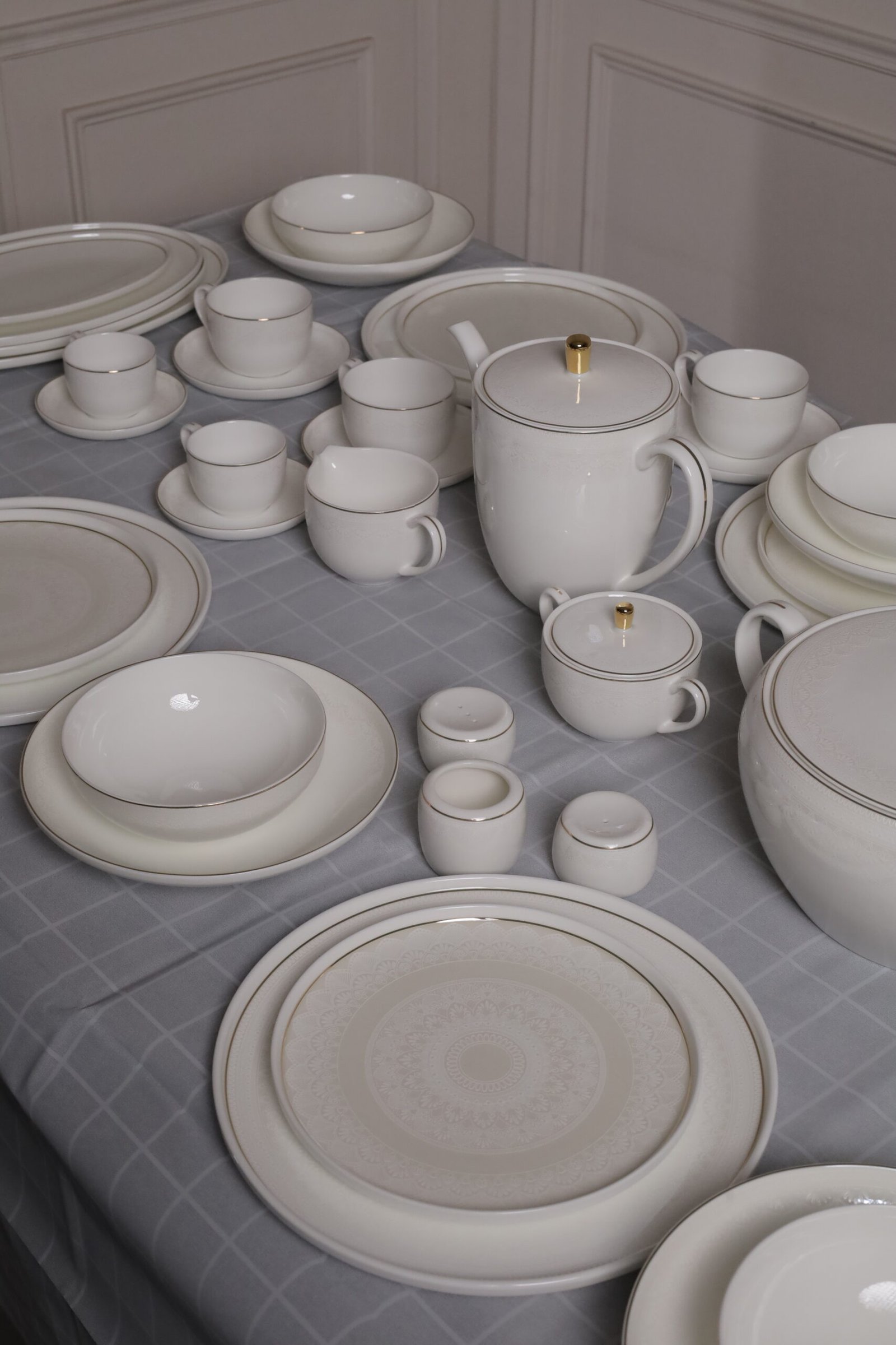 Dinner Set - 113 Pcs