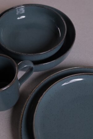 karolina 30-Piece Dinner Set