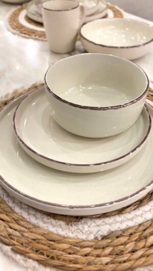 Karolina 30-Piece Dinner Set