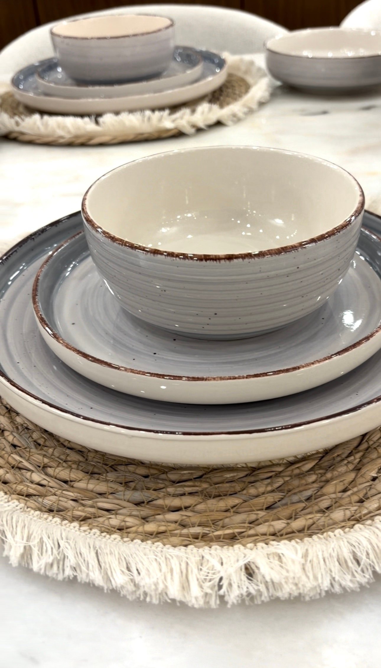 Karolina 30-Piece Dinner Set